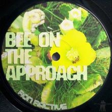 Ron Ractive: Bee on the Approach (Honey Mix)