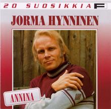 Jorma Hynninen: Kuula : Eteläpohjalaisia kansanlauluja No.9 : Tuuli se taivutti koivun larvan [The wind bent down]