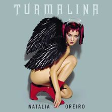 Natalia Oreiro: Cayendo