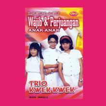 Trio Kwek-Kwek: Borobudur