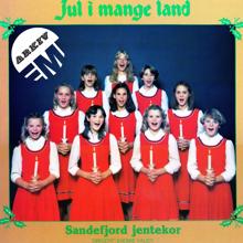 Sandefjord Jentekor: Julen har bragt velsignet bud (2012 Remastered Version)