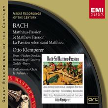 Otto Klemperer/Philharmonia Choir/Philharmonia Orchestra: 'St Matthew Passion' BWV244 (2001 Digital Remaster), PART II: Nr.73 Rezitativ mid Chor:Und siehe da (Evangelist/Chor I II/Orchester I II)