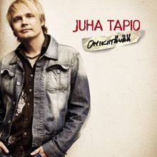 Juha Tapio: Tummenevan taivaan alla