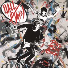 Daryl Hall & John Oates: Dance On Your Knees