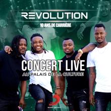 Revolution: Concert 10 ans de carrière (Live)