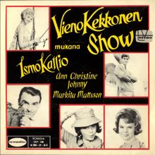 Vieno Kekkonen: Show