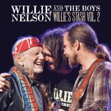 Willie Nelson feat. Lukas Nelson & Micah Nelson: Mind Your Own Business