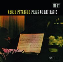 Oscar Peterson: Jumpin' At The Woodside