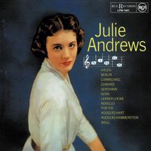 Julie Andrews: Sings