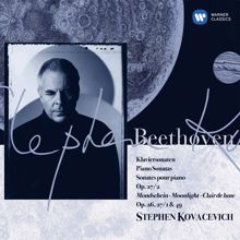 Stephen Kovacevich: Beethoven: Piano Sonata No. 12 in A-Flat Major, Op. 26: II. Scherzo. Allegro molto
