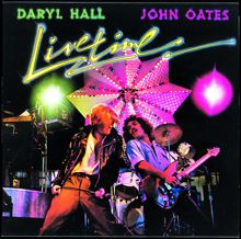 Daryl Hall & John Oates: Abandoned Luncheonette (Live at Hersheypark Arena, Philadelphia, PA - December 1977)