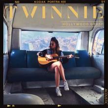 Twinnie: Hollywood Gypsy (Acoustic)