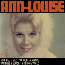 Ann-Louise Hanson: Med yxa och hammare