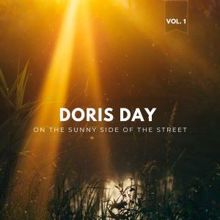 Doris Day: On the Sunny Side of the Street, Vol. 1