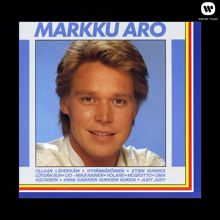 Markku Aro: Kun sä vierelläin sateessa oot - Laughter In The Rain