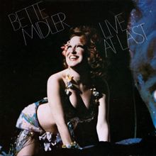 Bette Midler: Hello in There (Live)