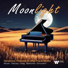 Walter Gieseking: Moonlight. Variations, Preludes and Other Piano Works by Mozart, Debussy, Grieg, Beethoven & Schumann