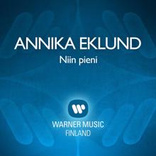 Annika Eklund: Niin pieni