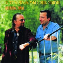 Topi Sorsakoski & Reijo Taipale: Kulkukoirat