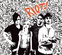 Paramore: RIOT!